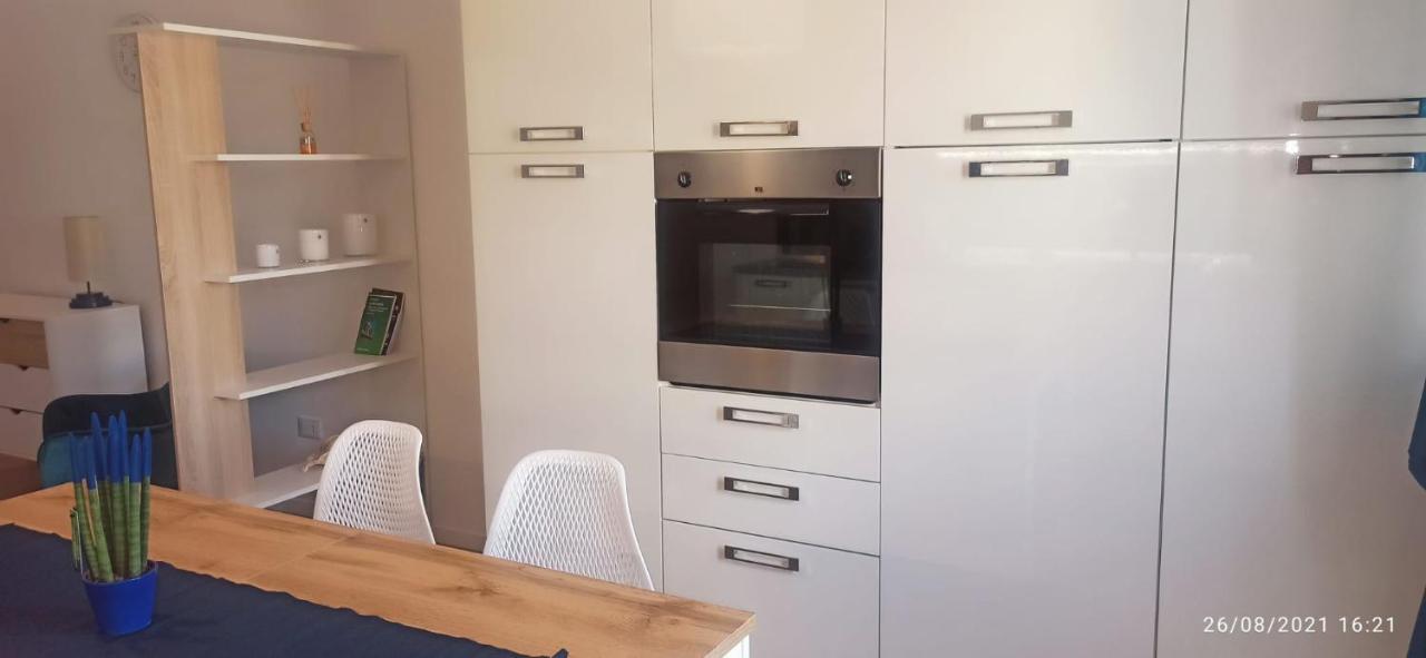 Appartamenti In Centro Lecce Luaran gambar